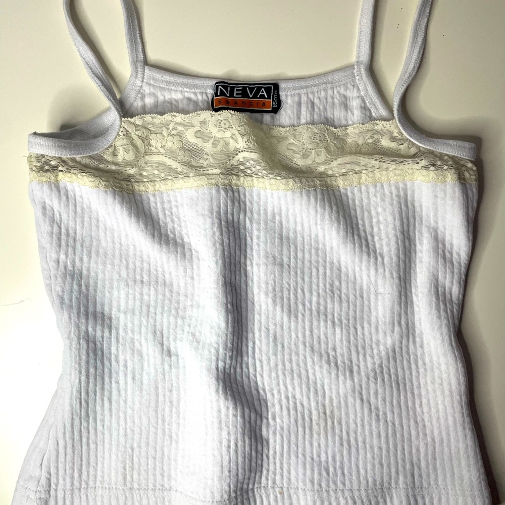 Neva Esancia Lace Front Cropped Tank top: White